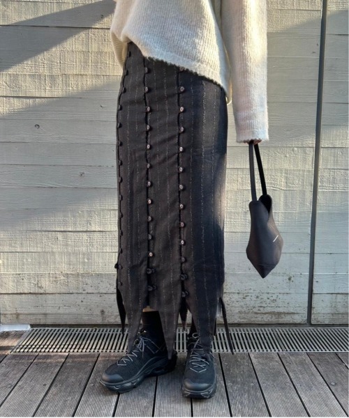 AVAVAV（アヴァヴァヴ） スカート AVAVAV Panel pencil skirt F24N0703