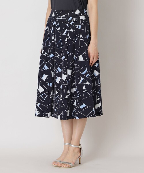 TO BE CHIC（トゥー ビー シック） スカート セイルプリント タックス
