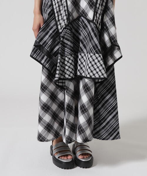AULA AILA ワンピース AILA/アウラアイラ/CHECK CAMISOLE ONE