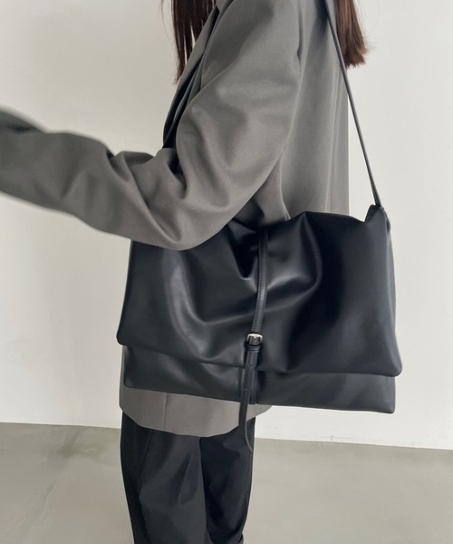 【新品未開封】macoto×EFOLEレザー　ワンショルダーバッグ EFOLE（エフォル） ショルダーバッグ バッグ 「ZOZO限定」Soft