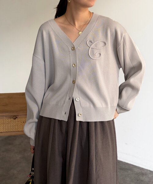 h.NAOTO HONEY 蝶柄刺繍　ニットボレロカーディガン ScoLar（スカラー）の「133747：蝶柄ニットカーディガン（カーディガン
