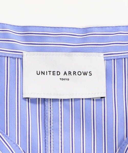 【美品】UNITED ARROWS ぺプラム ブラウス ライトブルー 新品☆】UNITED ARROWS ぺプラム ブラウス ライトブルー