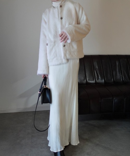 ホワイト ノーカラージャケット ファー付き 楽天市場】ファータッチノーカラージャケット レディース ジャケット