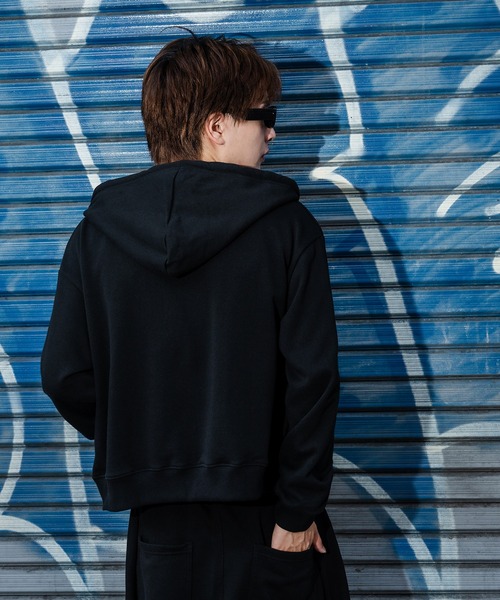 improves（インプローブス） パーカー 刺しゅうロゴ ショート丈 裏毛