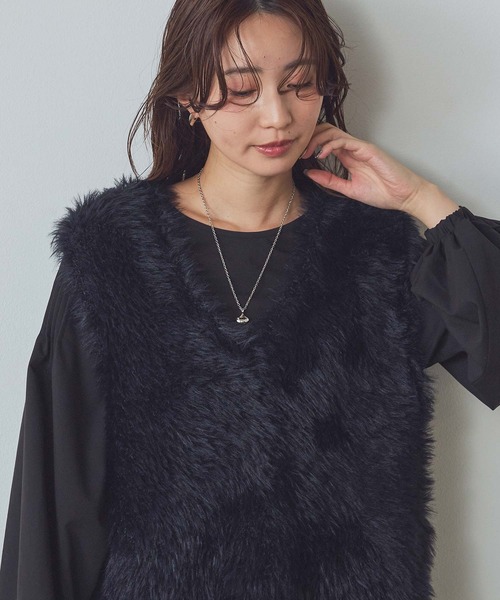 Gready Brilliant（グレディブリリアン） ニット セーター Vネック