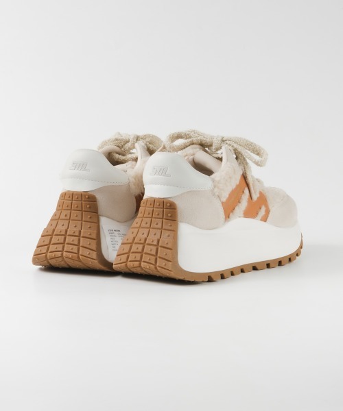 STEVE MADDEN（スティーブ・マデン） スニーカー スエードファー厚底