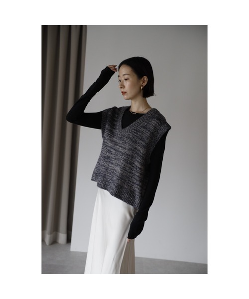 amini ベスト ジレ 「2025 AW」MIX編みVネックニットベスト レディース