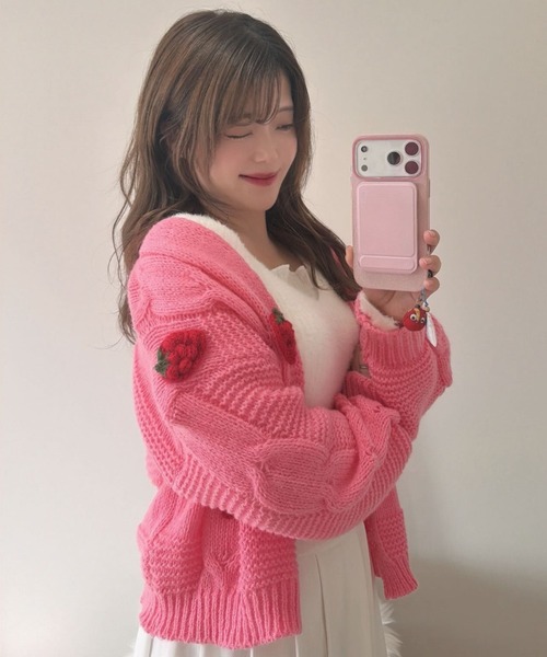 Belle Cie（ベルシー） カーディガン ぷっくりいちご柄ボリューム