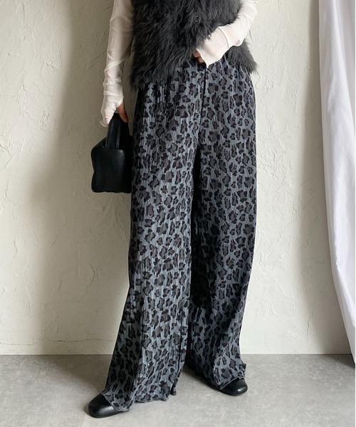 プリーツプリーズ　ワイド　柄パンツ　ヒョウ柄 She's Closet ワイドパンツ パンツ ヒョウ柄 レオパード ＆ 水玉