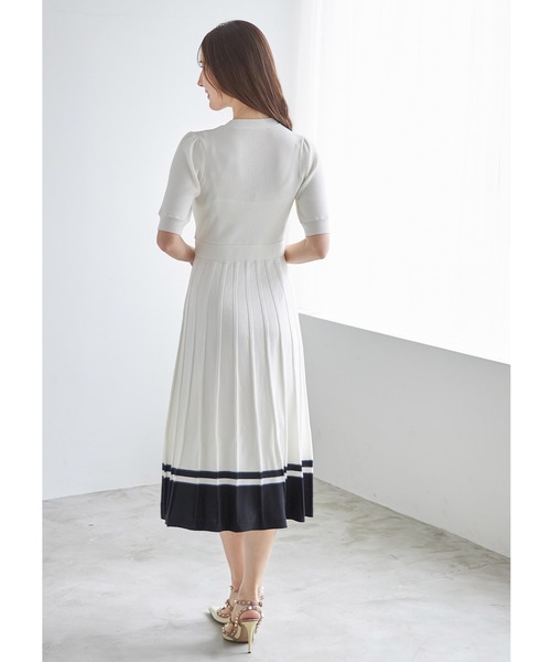 tocco closet ワンピース アンティーク風飾り釦付き配色プリーツ