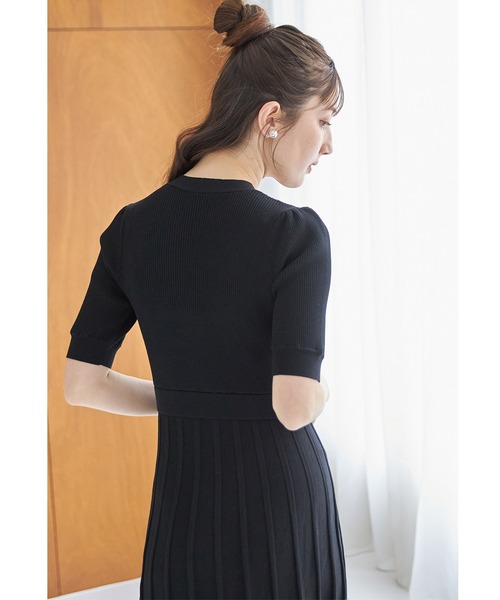 tocco closet ワンピース アンティーク風飾り釦付き配色プリーツ