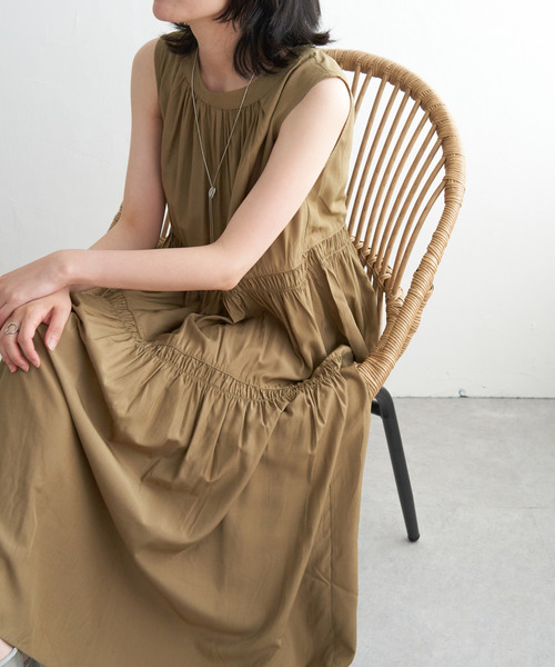 20万 モリナーリ ワンピ 綿麻二重織ワンピース雌生揉（めなもみ） | 石見銀山 群言堂オンライン