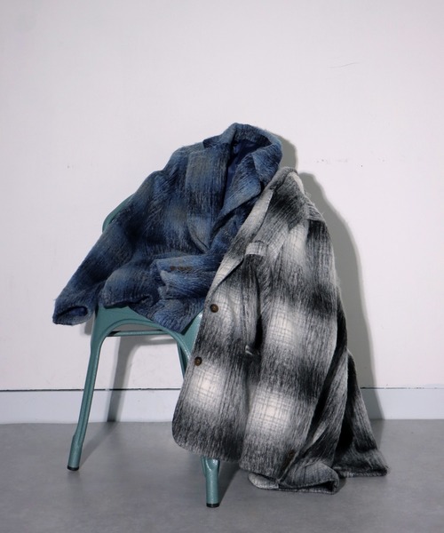 アンティカ antiqua Shaggy テーラードコート 青と黒のグラデ アンティカ antiqua Shaggy テーラードコート 青と黒のグラデ - メルカリ