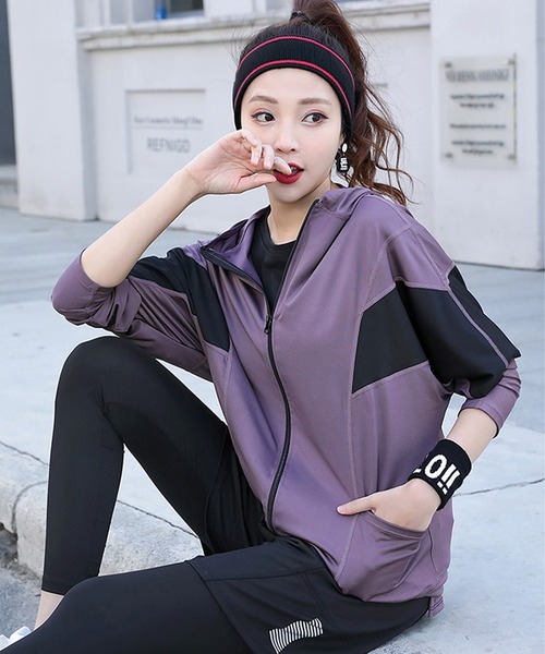ヨガ　ウェア　セット　6点　まとめ売り　ラバ SUKALA】タンクトップ サイズS （Facebook T-Shirt）