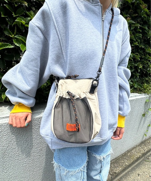 [美品] UNIVERSAL OVERALL ショルダーバック UNIVERSAL OVERALL】3WAYショルダーバッグ 3L | FREDY & GLOSTER