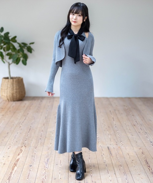 CLEAR BASIC ワンピース ボウタイリボンニットワンピース＆ニット