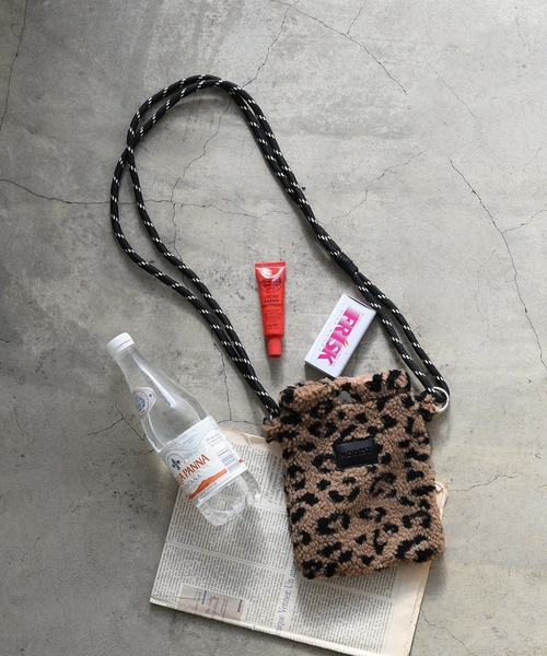 styiro（スタイロ） ショルダーバッグ バッグ もこもこヒョウ柄