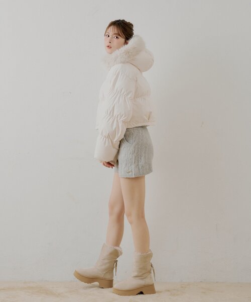 Chico（チコ） コート アウター ショート丈ファーフード中綿ブルゾン