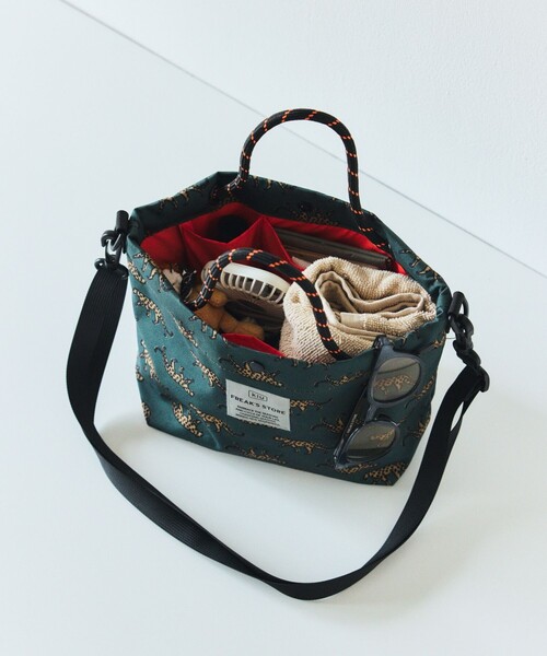 「KiU」 2WAYバッグ ONE SIZE ベージュ レディース_画像5