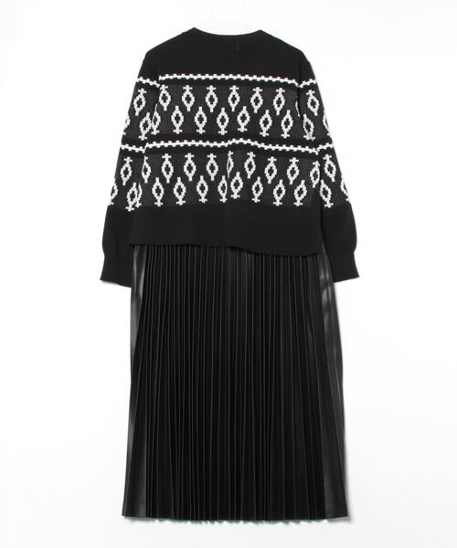 新品 zucca ズッカ ブラック ニットワンピース アランニット レース 黒 新品 zucca ズッカ ブラック ニットワンピース アランニット レース 黒