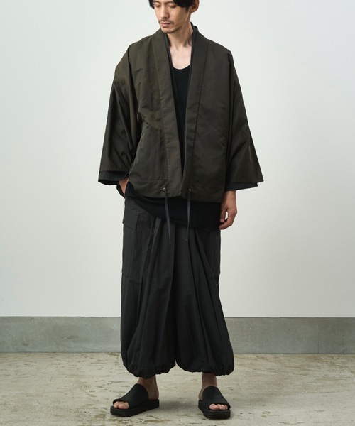 【着用1回】袴パンツ カーゴパンツ 和ROBE サイズ2 和ROBE（ワローブ）の「【2024年秋冬の和ROBE】CARGO HAKAMA