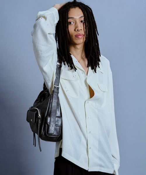camphor wood 25ss レザーショルダーバッグ　ノベルティ付属 Camphor wood ショルダーバッグ faux leather multi pocket