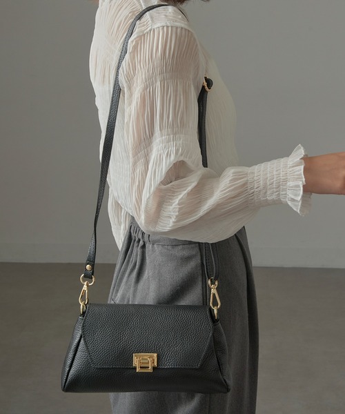 【美品】AULENTTI ハンドバッグ 2way ショルダーバッグ ゴールド金具 ほぼ未使用】オウレンティ AULENTTI ハンドバッグ2way ゴールド金具