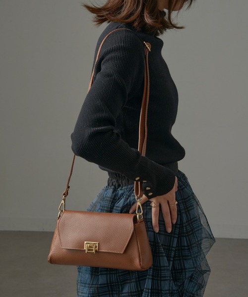 【美品】AULENTTI ハンドバッグ 2way ショルダーバッグ ゴールド金具 AULENTTI（オウレンティ） ショルダーバッグ バッグ 「AULENTTI