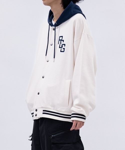 Courrèges 21 スタジャン レッド ホワイト RED CAP GIRL（レッドキャプガール） スタジャン 「a-r」「RedCapGirl