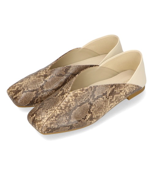 オープン・トゥ・ザ・パブリック The same design is available in round toe and pointed toe