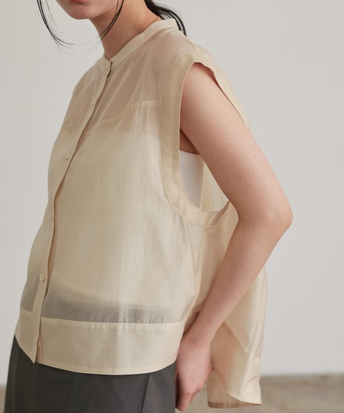 【美品】 Aquascutum シアーノースリーブブラウス 8 ホワイトグレー SPRING SUMMER 2020 WHITE LABEL COLLECTION | LOOKBOOK | Aquascutum