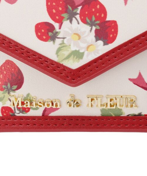 Maison de FLEUR（メゾンドフルール） カードケース いちご柄カード