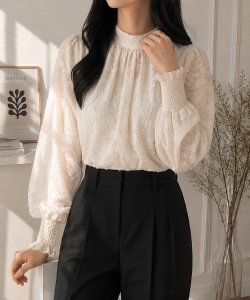 Sally Lunn ブラウス シャツ フラワージャガードハイネックブラウス