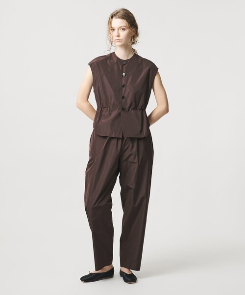 LOEFF(ロエフ) パンツ 「LOEFF」グロッシー タフタ クロップド LOEFF(ロエフ) パンツ 「LOEFF」グロッシー タフタ クロップド