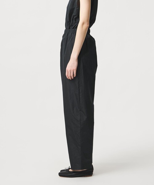 LOEFF（ロエフ） パンツ 「LOEFF」グロッシー タフタ クロップド