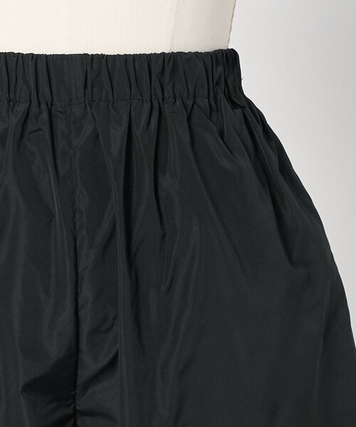 LOEFF（ロエフ） パンツ 「LOEFF」グロッシー タフタ クロップド