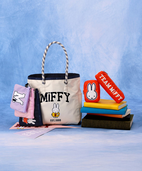 LeSportsac miffy ミッフィー ポーチ　新品未使用品　売り切れ商品 Miffy（ミッフィー） ポーチ 「LeSportsac×Miffy」PENCIL POUCH チーム
