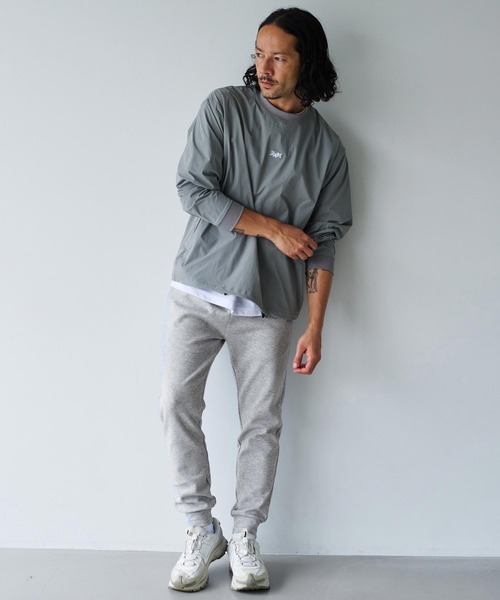AXCXM パンツ mp15529-SOUFFLE-TECH EMBROIDERY JOGGER ジョガーパンツ