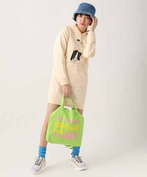 ワンピース モノクロイラストパーカーワンピース Zozotown Paypayモール店 通販 Paypayモール