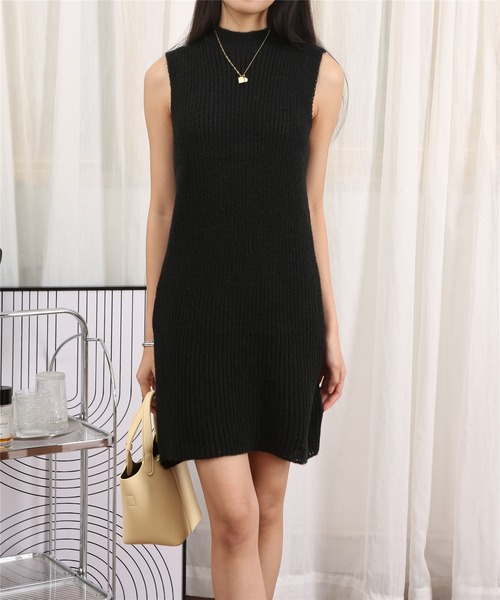 Treat Urself ノースリーブミニワンピ　ブラック Treat Urself ノースリーブミニワンピ ブラック Treat Urself