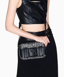 極美品✨ 近年 ジョルジオアルマーニ オールオーバーロゴ ショルダーバッグ 黒 ARMANI EXCHANGE ショルダーバッグ バッグ 「A|X アルマーニ