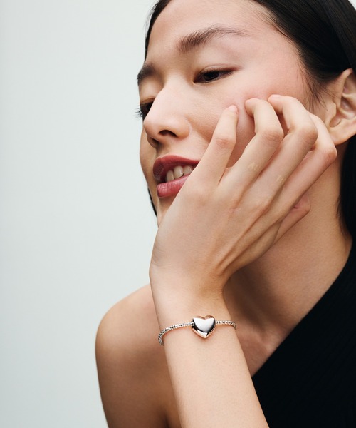 PANDORA（パンドラ） チャーム Be Love エングレイバブル ラージ
