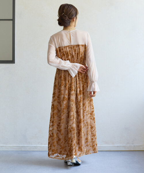 Thevon シアー切替フラワージャガードワンピース Thevon ワンピース 「オケージョン」シアー切替フラワー