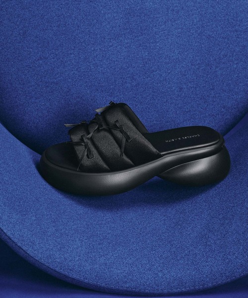 CHARLES ＆ KEITH サンダル リサイクル ポリエステルボウ