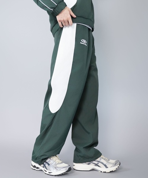 SPINNS（スピンズ） パンツ ナイロントラックパンツ/エンブレム刺繍