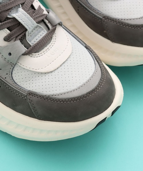 UGG Australia（アグオーストラリア） 「UGG」 ローカットスニーカー