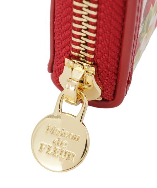 Maison de FLEUR（メゾンドフルール） 財布 いちご柄フラグメント
