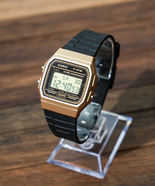 【未使用・コマ未調整】CASIO メンズ デジタル腕時計 メンズシンプル腕時計18選：ミニマルデザインのおすすめモデル