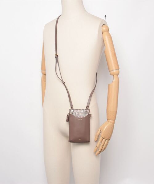 ショルダーバッグ バッグ ANYA HINDMARCH I AM A PLASTIC アニヤハインドマーチ  フォンケース レディースの画像