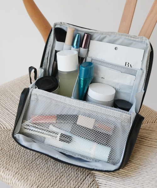 美品　ソフィルe  ポーチ ポーチ 「 Sowel. / ソエル 」 折りたたみ 自立 マルチ メイク